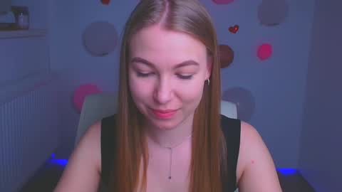 Snapshot of emilia_ilia chatting on March 7, 12:12 pm Emilia online show from March 7, 12:12 pm