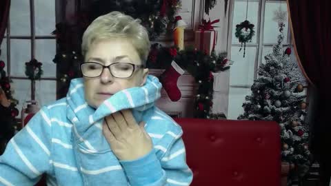 EmiliaGree online show from December 17, 6:23 pm