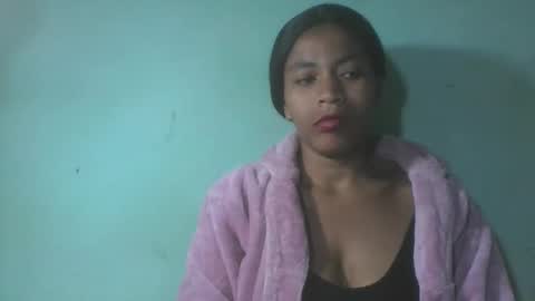 Snapshot of emilie2388 chatting on October 8, 12:59 am emilie2388 online show from October 8, 12:59 am