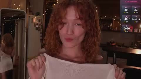 Snapshot of emiliyafox chatting on September 8, 8:08 pm Emi online show from September 8, 8:08 pm
