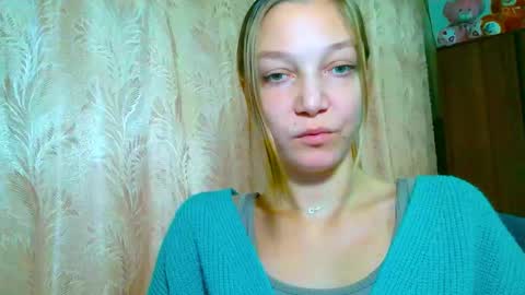 Emilly online show from November 10, 10:54 am