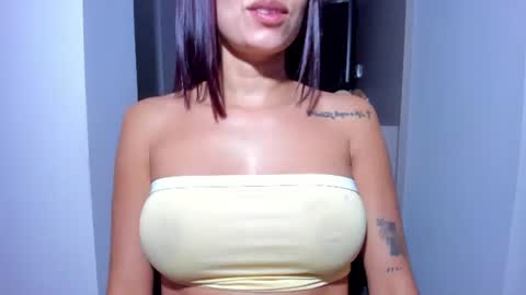 emilly online show from June 24, 9:08 am