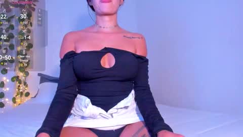 emilly online show from October 30, 7:15 pm