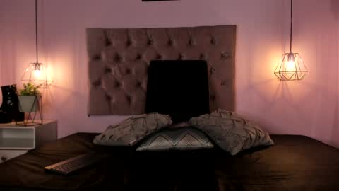 Emily online show from December 10, 3:41 am