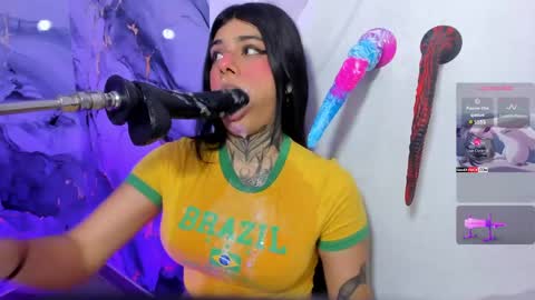 emily_evol online show from April 23, 12:29 pm