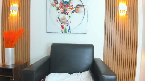 emily_frostt online show from April 10, 11:38 am