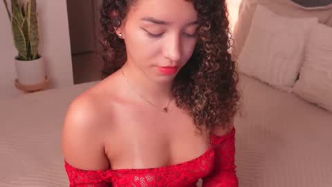 Juliana online show from January 28, 11:17 pm