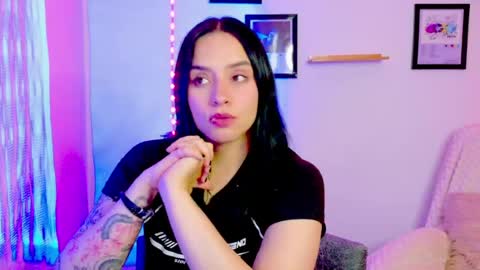 Emily Lindey online show from June 6, 7:03 am