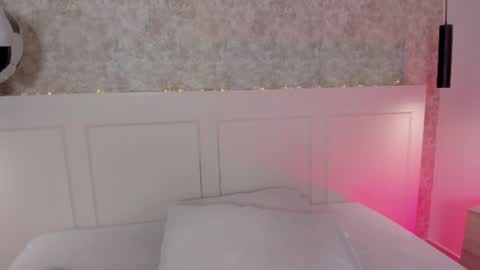 emily_luve online show from July 2, 12:22 pm