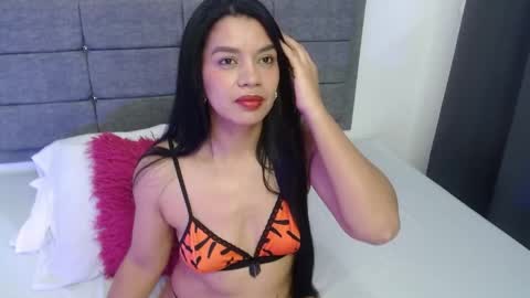 emily_milff online show from June 5, 11:49 am