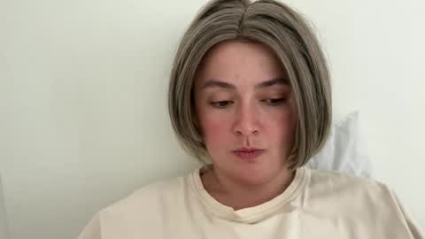 emily_morning_dew online show from June 9, 2:27 pm