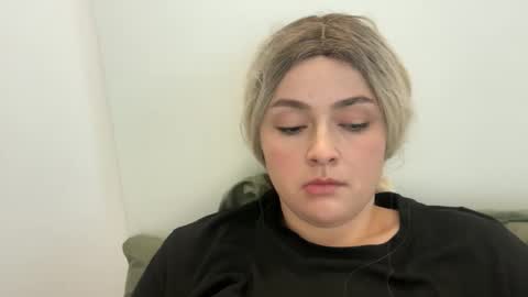 emily_morning_dew online show from October 21, 2:10 pm