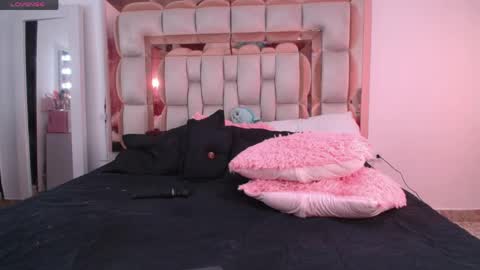 emily online show from April 21, 1:42 am