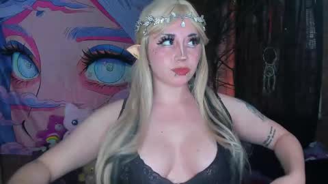 Snapshot of emily_salvatore chatting on October 9, 6:56 pm emily_salvatore online show from October 9, 6:56 pm