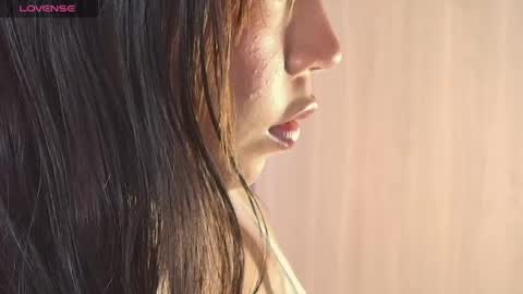 Emily online show from April 25, 12:41 pm