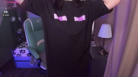 Emily online show from March 6, 6:41 am