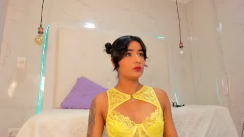 Snapshot of emilyadams0 chatting on October 3, 11:21 pm emilyadams0 online show from October 3, 11:21 pm