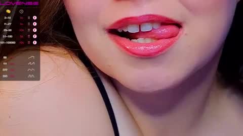 artist Emily online show from February 9, 11:25 pm