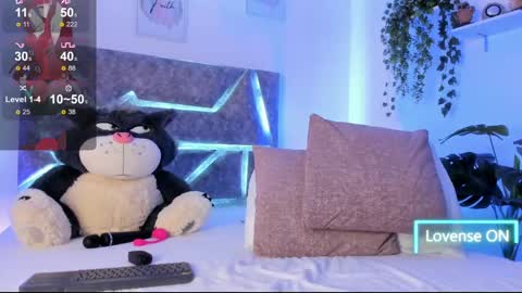 emily online show from June 6, 2:18 am