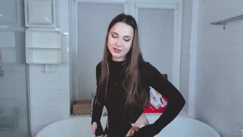 Emily online show from November 27, 6:11 pm