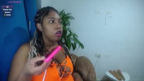 Emilyhines online show from February 5, 11:41 pm