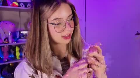 VALEEEN online show from April 6, 3:13 pm