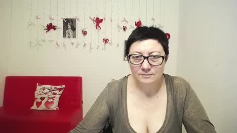 Emily online show from February 14, 7:32 am