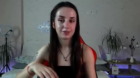 Snapshot of emilylayer chatting on October 9, 6:45 pm Emyli online show from October 9, 6:45 pm