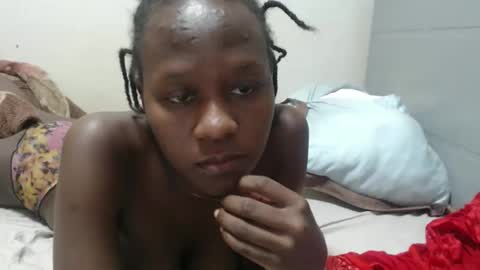 Emilly online show from April 23, 9:50 pm