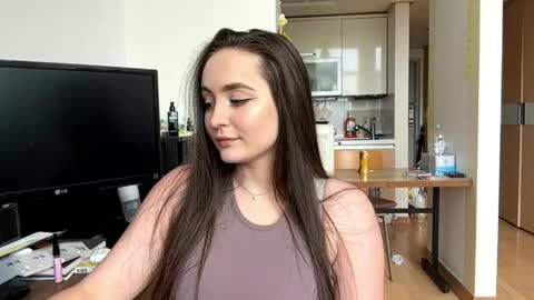 Emilly online show from April 28, 3:54 am