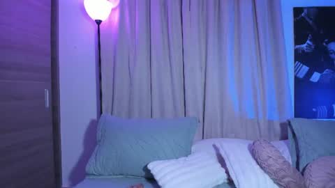EMILY online show from June 14, 2:24 am