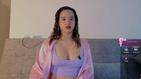 emilyrousex online show from April 23, 2:52 pm