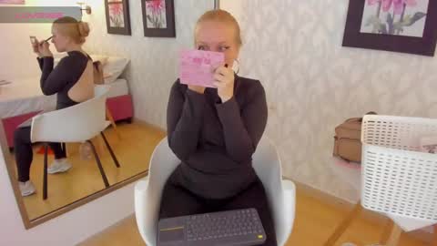 Summer 3 online show from January 22, 10:28 pm