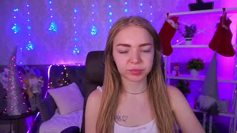  MY NAME IS Emily WELCOME EVERYONE I WILL BE HAPPY TO GIVE YOU WHAT YOU HAVE DREAMED OF FOR SO LONG online show from December 22, 7:55 am