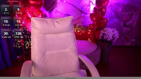  MY NAME IS Emily WELCOME EVERYONE I WILL BE HAPPY TO GIVE YOU WHAT YOU HAVE DREAMED OF FOR SO LONG online show from February 20, 9:20 pm