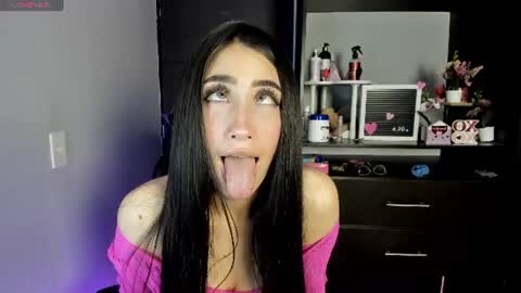 Emy online show from August 5, 11:22 pm
