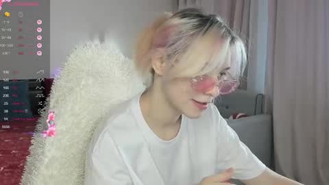 Betty online show from April 24, 1:41 am