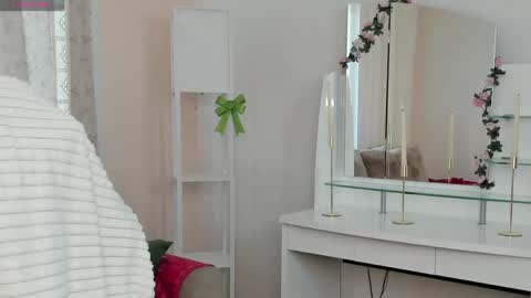 Betty online show from April 28, 1:47 am