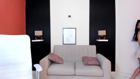 emilyy_kim online show from October 21, 10:47 pm