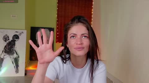Emma online show from May 14, 8:36 pm