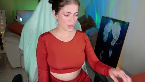 Snapshot of emma_blanco chatting on March 5, 7:50 pm Emma online show from March 5, 7:50 pm