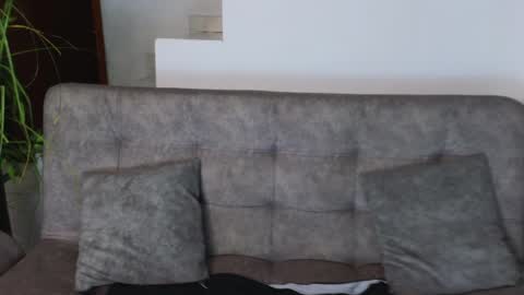 Snapshot of emma_blue_ chatting on March 4, 3:00 am Emma Blue modelo independiente online show from March 4, 3:00 am