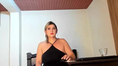 Snapshot of emma_brown777 chatting on September 22, 1:04 am ALBA online show from September 22, 1:04 am
