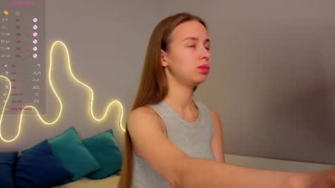 Emma online show from July 17, 1:32 am
