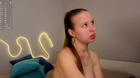 Emma online show from May 1, 1:20 am
