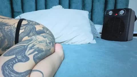 Emma online show from April 28, 8:46 pm