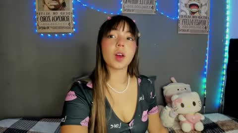 emma_grayys online show from July 2, 12:22 pm