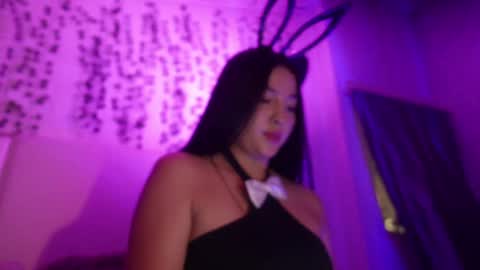 emma_johnson_ online show from November 1, 2:16 am