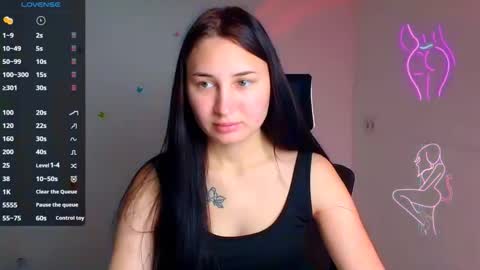 Snapshot of emma_loon chatting on October 1, 5:12 am Emma online show from October 1, 5:12 am