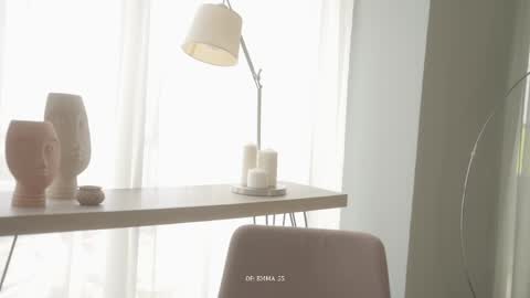 emma_lu1 online show from April 2, 3:53 pm